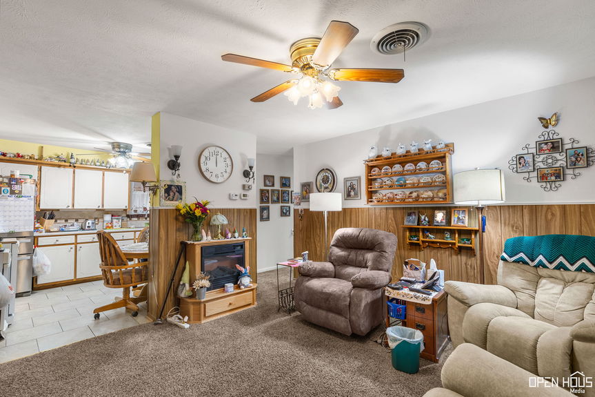 7-web-or-mls-101-carolyn-ln