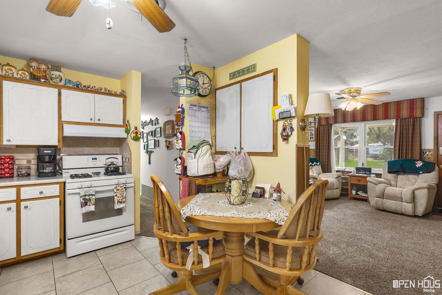 8-web-or-mls-101-carolyn-ln