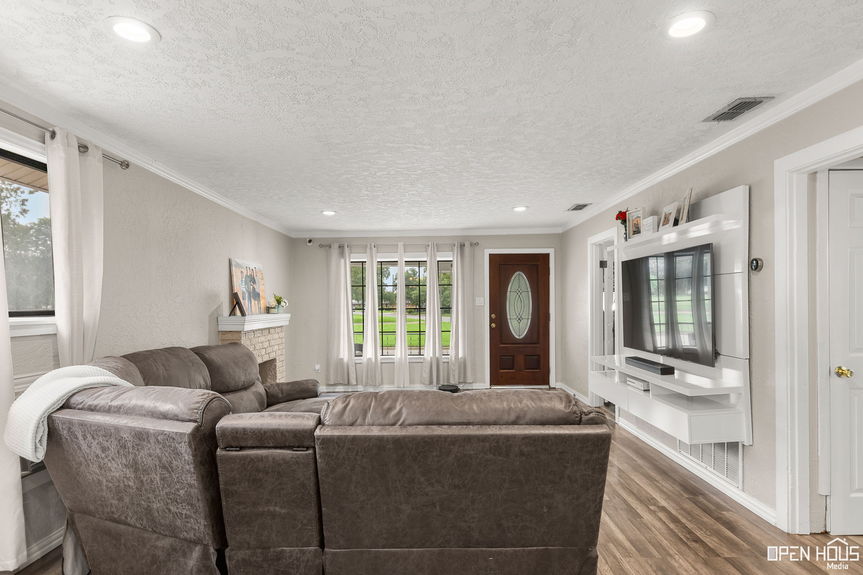 7-web-or-mls-1208-tyler-st