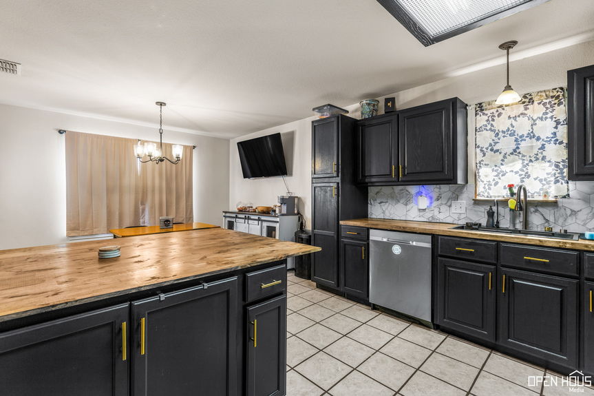11-web-or-mls-910-e-texas-ave