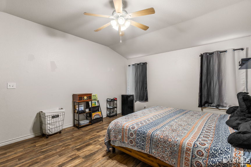 13-web-or-mls-910-e-texas-ave