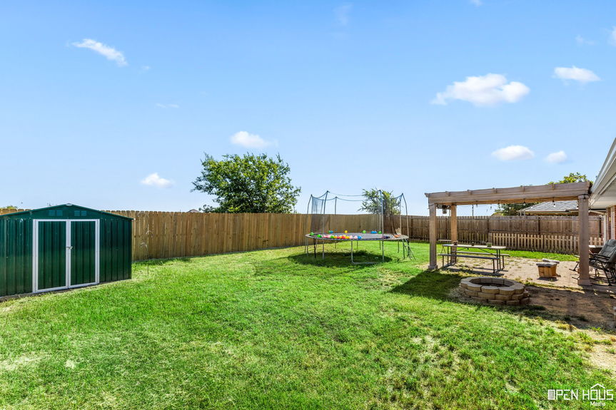 30-web-or-mls-910-e-texas-ave
