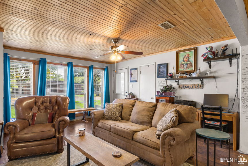 9-web-or-mls-4105-rubsam-st