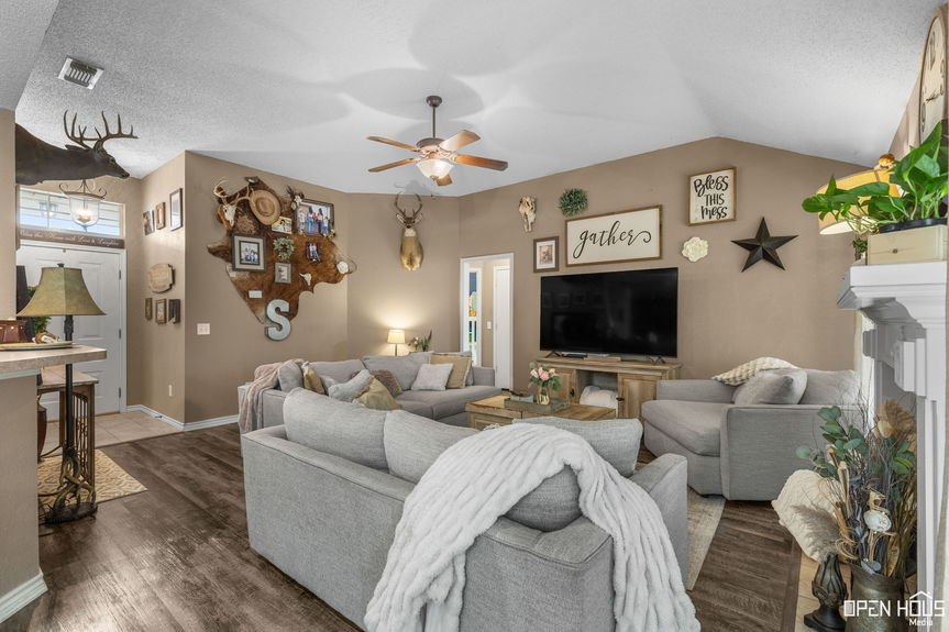 4-web-or-mls-1-trinidad-ct