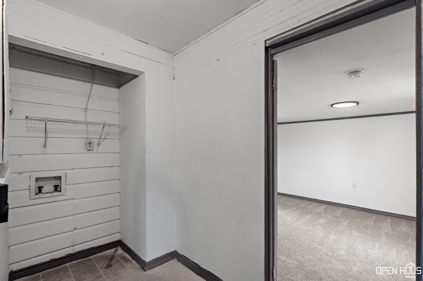 12-web-or-mls-209-w-park-st