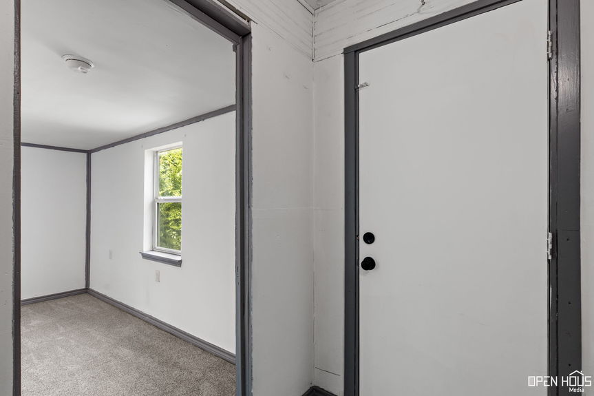 25-web-or-mls-209-w-park-st