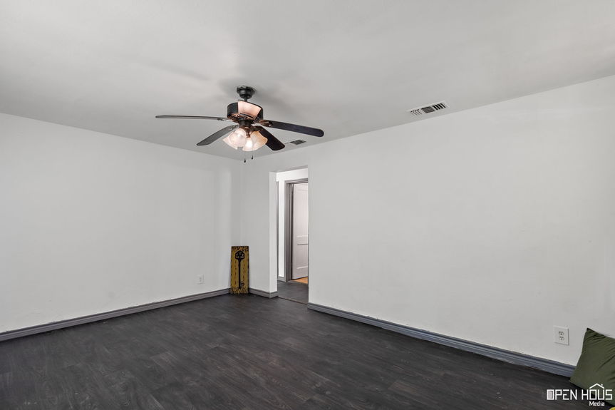 4-web-or-mls-209-w-park-st