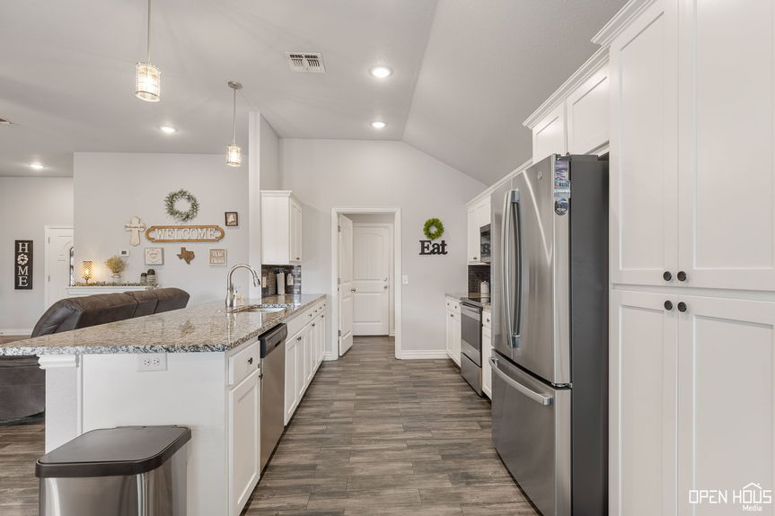 10-web-or-mls-5032-olivia-ln