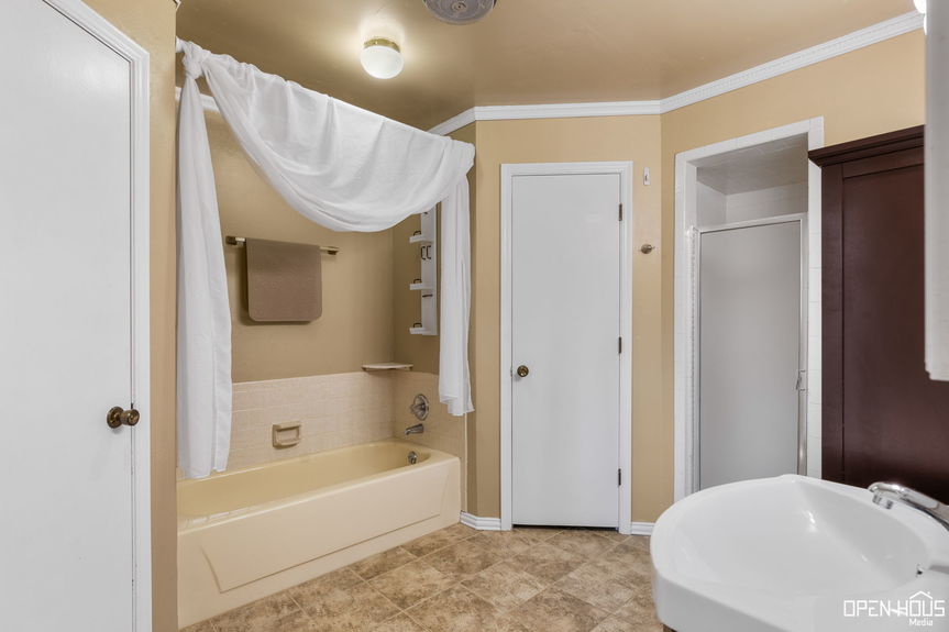 17-web-or-mls-5505-lucky-ln