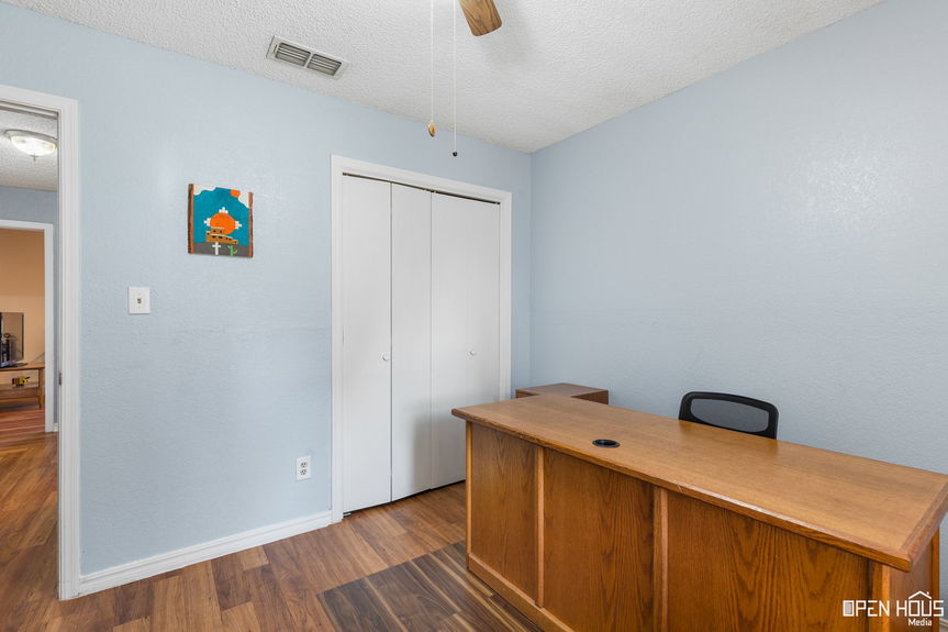 25-web-or-mls-5505-lucky-ln
