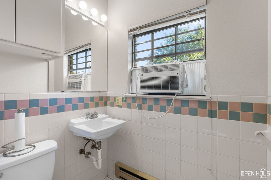 34-web-or-mls-3016-whitehall-ln