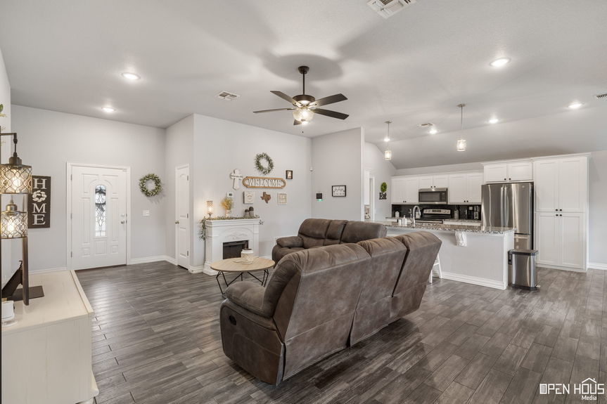 4-web-or-mls-5032-olivia-ln