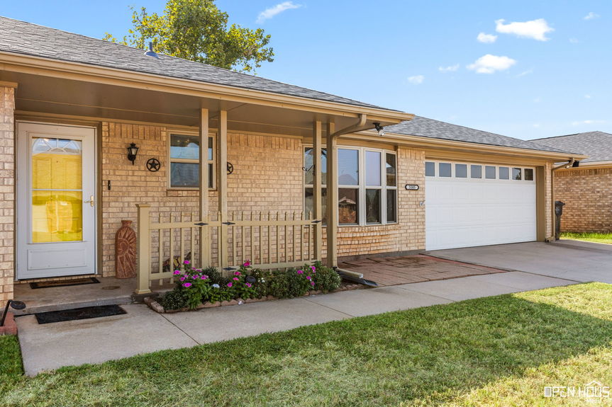 4-web-or-mls-5505-lucky-ln