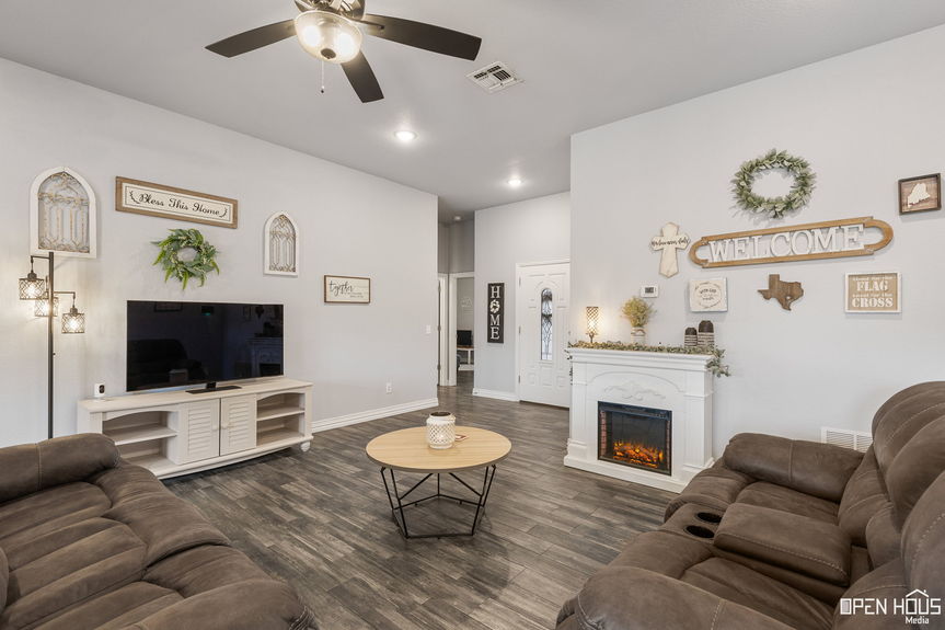 6-web-or-mls-5032-olivia-ln