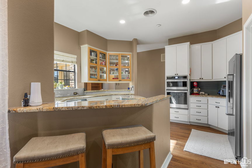 9-web-or-mls-3016-whitehall-ln