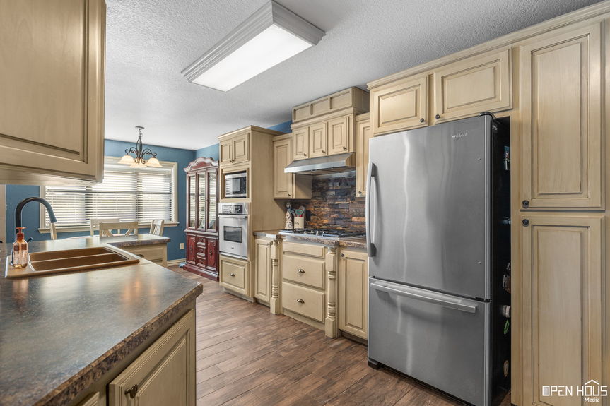 11-web-or-mls-511-callie-ln