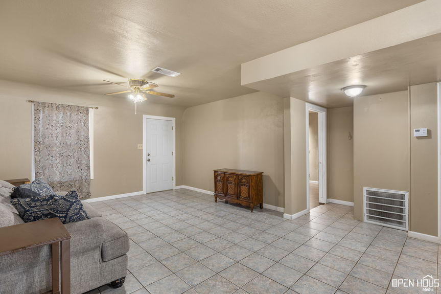 14-web-or-mls-2612-baltimore-rd