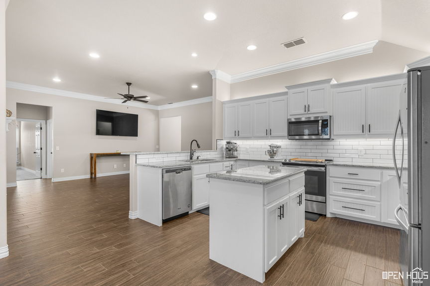 15-web-or-mls-4811-falcon-crest-blvd