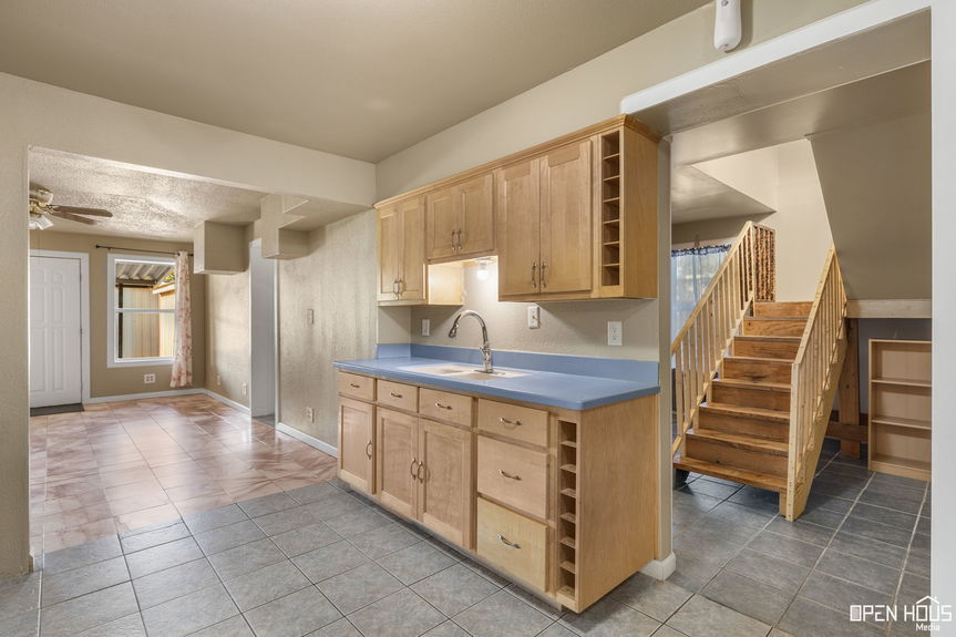 16-web-or-mls-2612-baltimore-rd