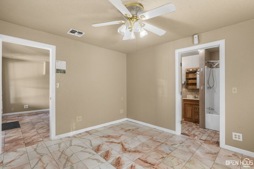 21-web-or-mls-2612-baltimore-rd