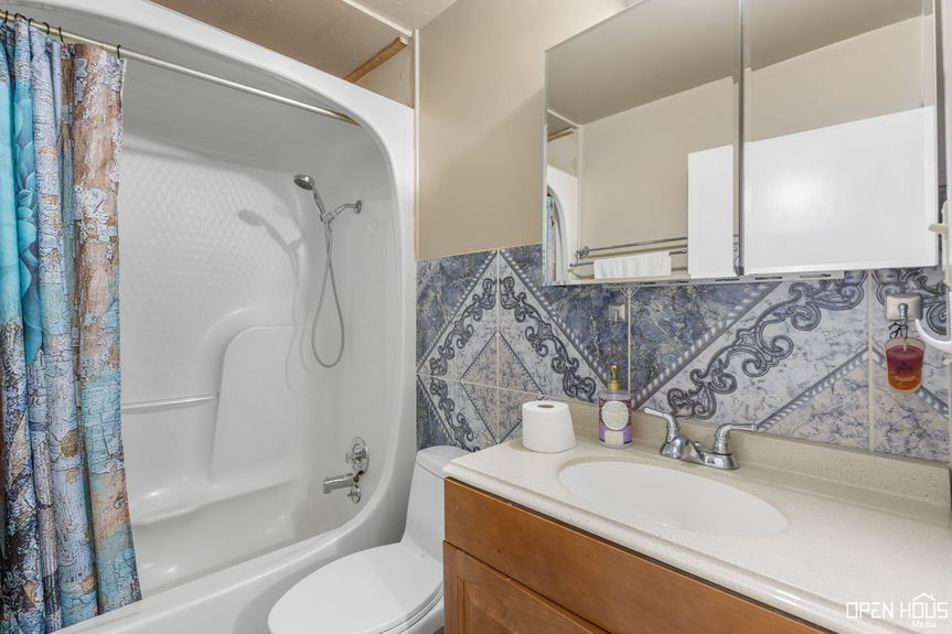 28-web-or-mls-2612-baltimore-rd