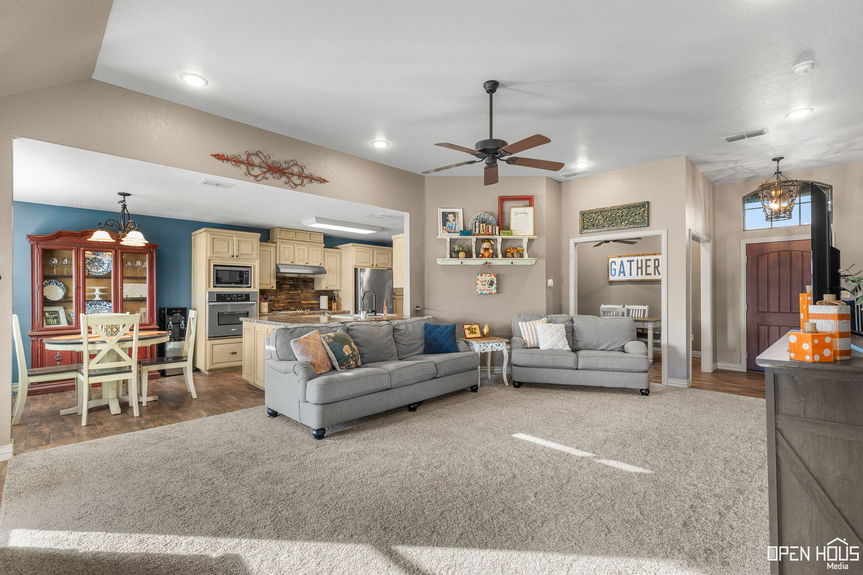 7-web-or-mls-511-callie-ln