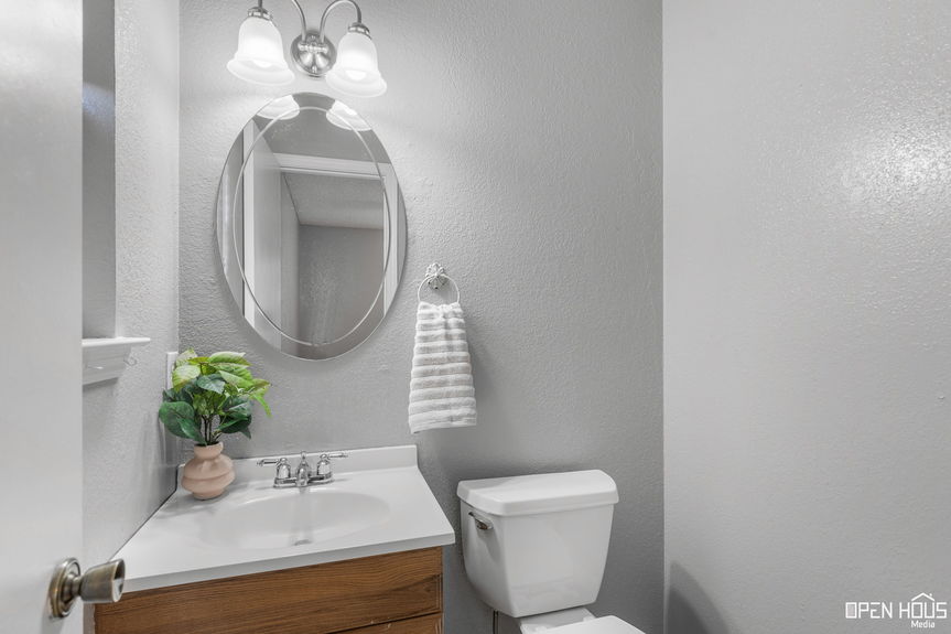 18-web-or-mls-4621-jennings-ave