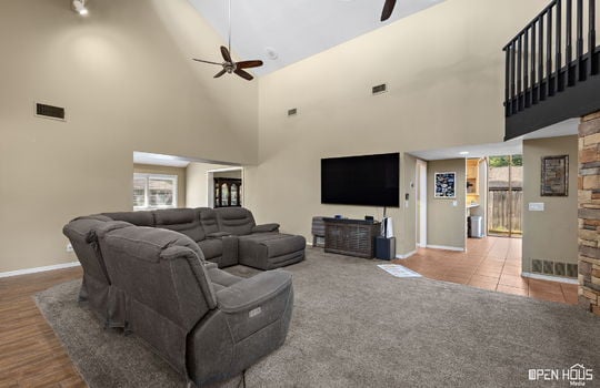 7-web-or-mls-4403-nassau-dr