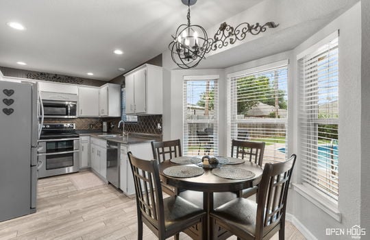 10-web-or-mls-4872-matterhorn-dr
