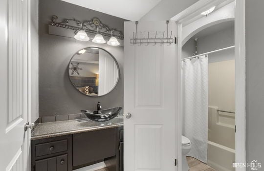 18-web-or-mls-4872-matterhorn-dr