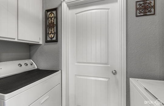28-web-or-mls-4872-matterhorn-dr