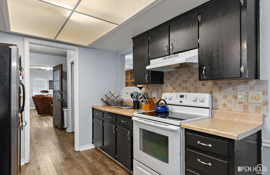 10-web-or-mls-4611-monterrey-dr