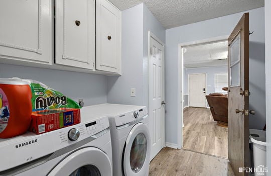 12-web-or-mls-4611-monterrey-dr