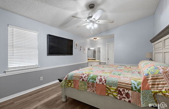 20-web-or-mls-4611-monterrey-dr