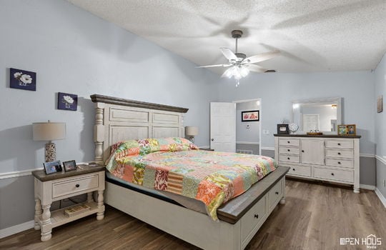 22-web-or-mls-4611-monterrey-dr