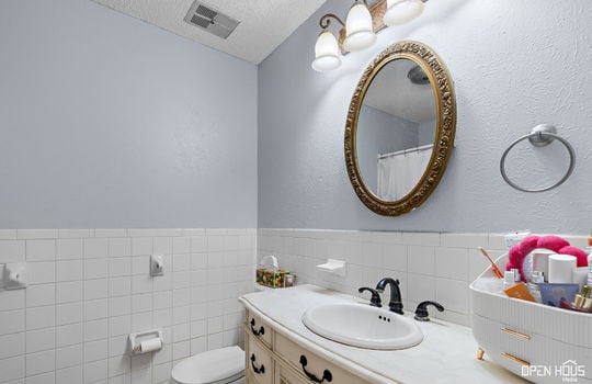 30-web-or-mls-4611-monterrey-dr