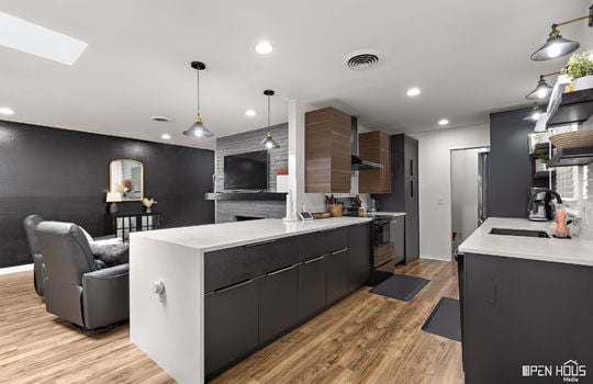 8-web-or-mls-4517-wynnwood-dr