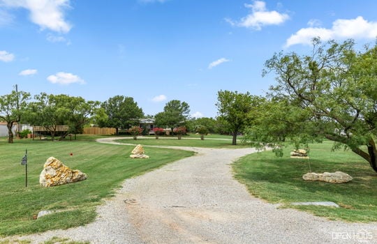 13-web-or-mls-13076-blaker-rd