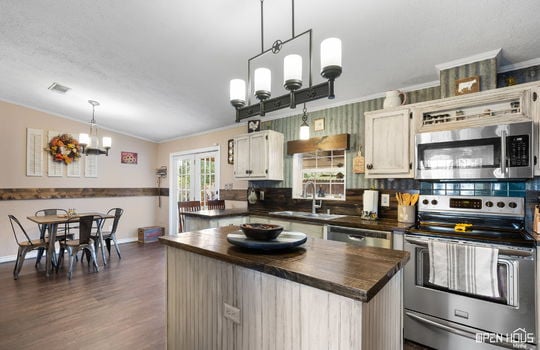 25-web-or-mls-13076-blaker-rd