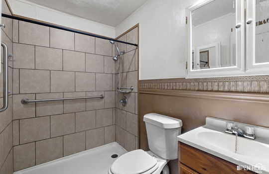 17-web-or-mls-409-s-ash-st