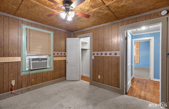 21-web-or-mls-409-s-ash-st