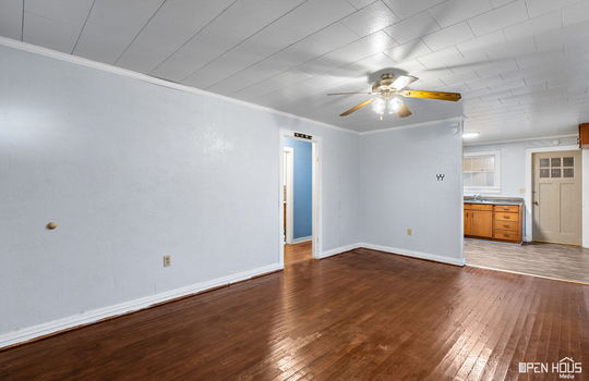 7-web-or-mls-409-s-ash-st