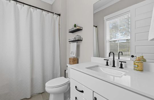 032_9ba968175bed32ed6b9290f6bd204c8b-uncropped_scaled_within_1536_1152