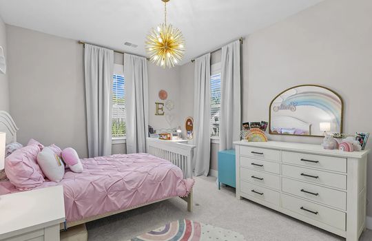 033_bf3b2df6e013e5265dbfff4ecb722830-uncropped_scaled_within_1536_1152