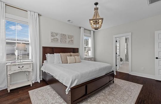 043_b22ce20636f0447881ec93afb83c9550-uncropped_scaled_within_1536_1152