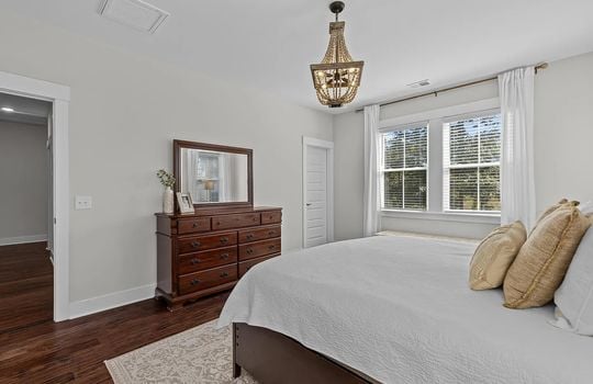 044_e036f93d834a8b7fa094557db2021916-uncropped_scaled_within_1536_1152