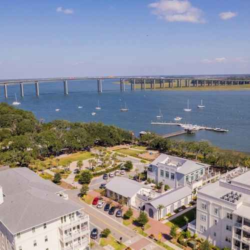 Downtown Charleston Luxury: Why Walkability Has Become a Status Symbol
