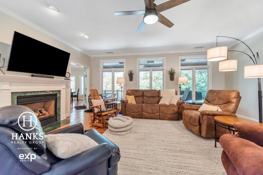 015 &#8211; 1403 Greenway Drive-3271