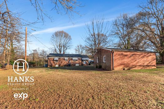 015 – 501 Mills Street-4044