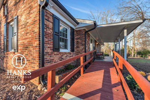 028 – 501 Mills Street-4059